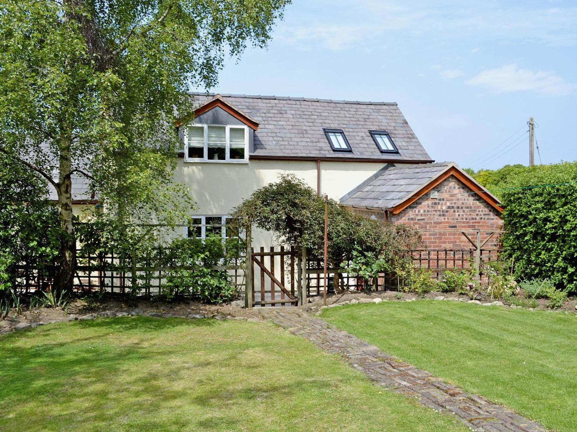 Woodhouse Cottage Hawarden Екстер'єр фото
